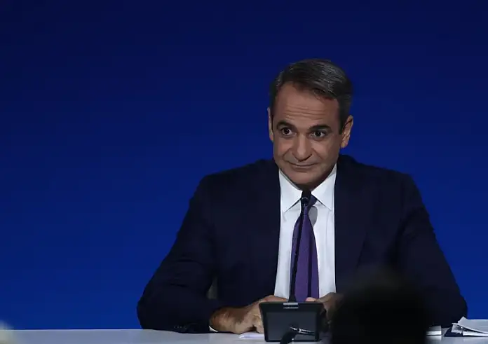 Γιατί ο Μητσοτάκης έκλεισε τα «ευρωπαϊκά» σενάρια – Οι διαβεβαιώσεις για εκλογές το ’27 και πού θα κριθούν πραγματικά