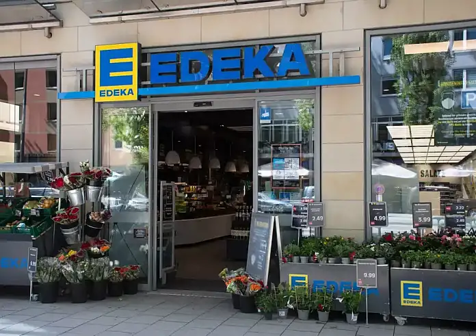 Γερμανία: Η μεγαλύτερη αλυσίδα σούπερ μάρκετ συστήνει στους πελάτες της να καταψηφίσουν το ακροδεξιό AfD