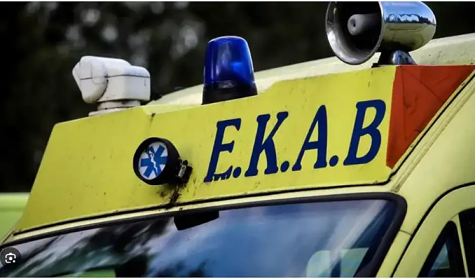 Τροχαίο στην Κυλλήνη: Πολυτελές SUV συγκρούστηκε με τρακτέρ – Τρεις τραυματίες