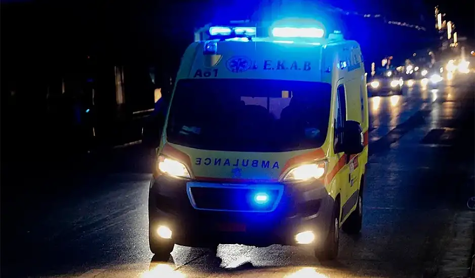 Νίκαια: Νεκρός 73χρονος πεζός μετά από παράσυρση από μοτοσικλετιστή