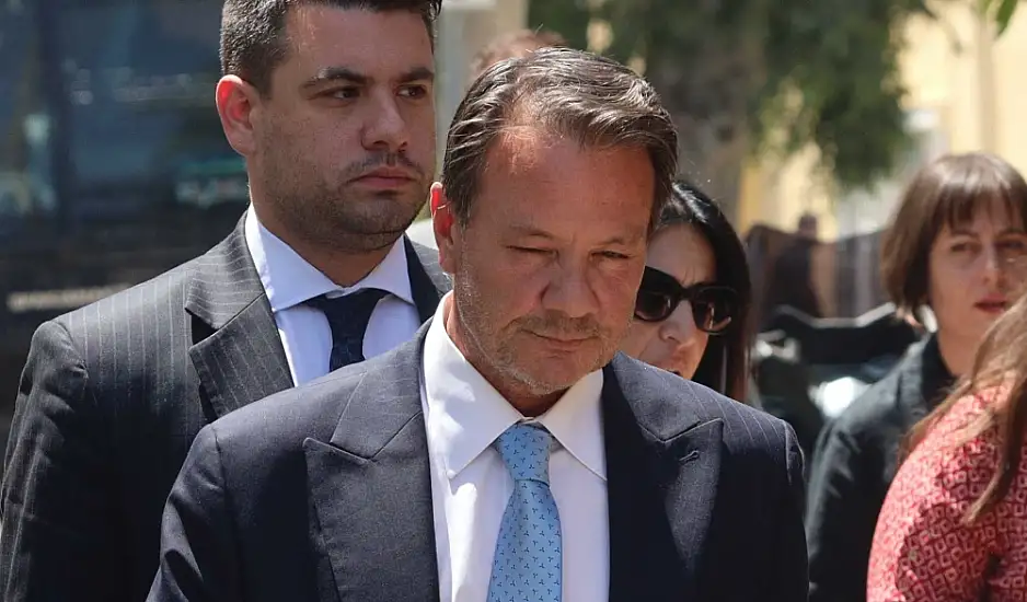 Απόστολος Λύτρας: Ένταλμα σύλληψης για τον γνωστό ποινικολόγο