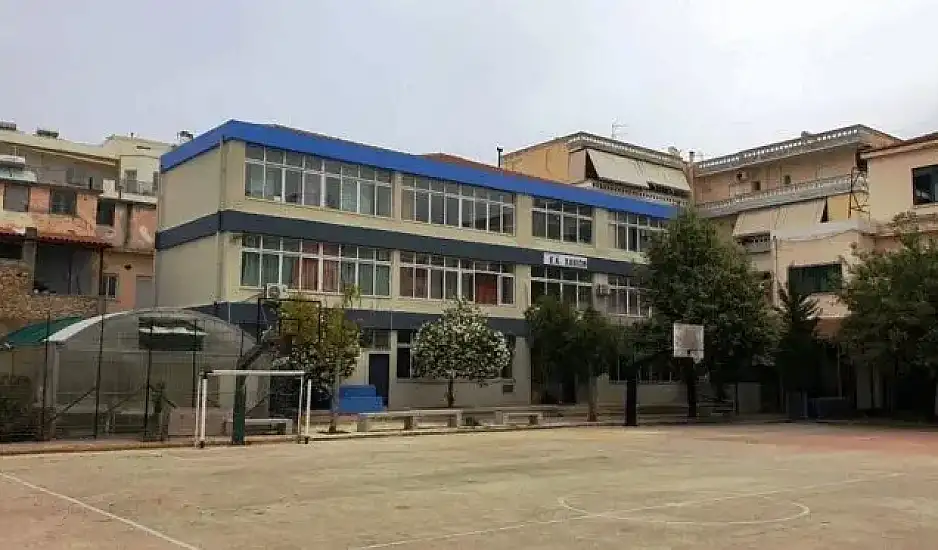 Χανιά: Στιγμές τρόμου για 18χρονο μαθητή στο ΕΠΑΛ – Εξωσχολικοί τον χαράκωσαν στο πρόσωπο