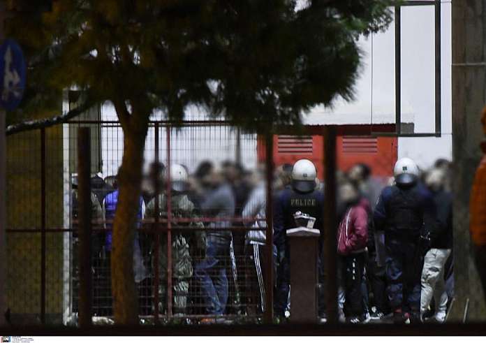 Οπαδική βία: Δημοσιεύθηκε η ΠΝΠ για αγώνες κεκλεισμένων των θυρών – Αναλυτικά όλα τα μέτρα