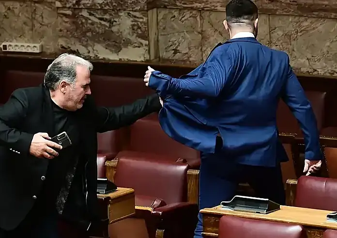 Κωνσταντίνος Φλώρος: Στα δικαστήρια για να απολογηθεί για το επεισόδιο στη Βουλή