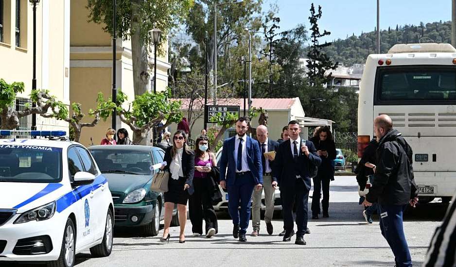 Ξύλο στη Βουλή: Το υπόμνημα που κατέθεσε ο Κωνσταντίνος Φλώρος στην ανακρίτρια – Ουδέποτε χτύπησα τον Γραμμένο στο πρόσωπο