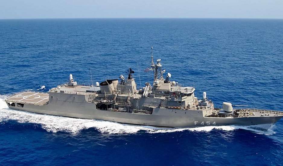 Δένδιας: Στέλνουμε φρεγάτα στην Ερυθρά Θάλασσα «για να προστατεύσει τα ελληνικά συμφέροντα»