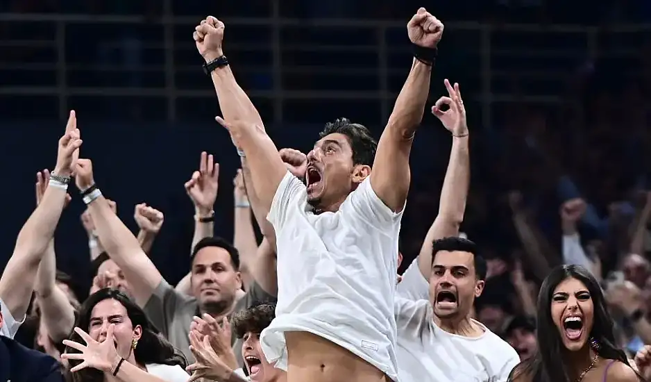 Δεν έχω ούτε ένα εισιτήριο, δεν έχω να εξυπηρετήσω καλά - καλά την οικογένειά μου