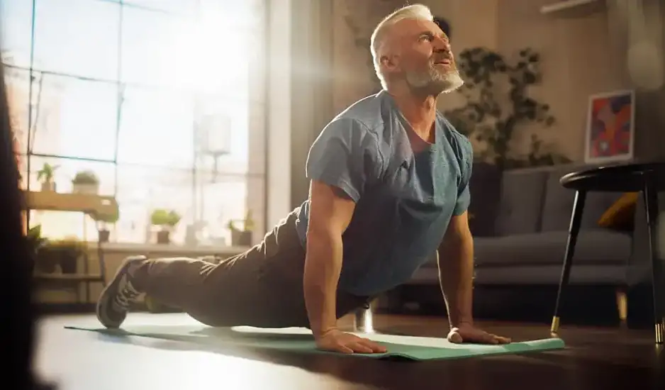Γυμναστική μετά τα 40: Τα 4 κουτάκια που πρέπει να τικάρεις για να κρατήσεις το σώμα σου υγιές ως τα 70 σου