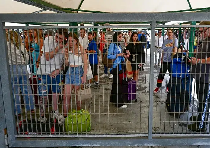 Ιταλία: «Στέγνωσε» από νερό το Κάπρι και βάζει «απαγορευτικό» στους τουρίστες - Χιλιάδες ακυρώσεις
