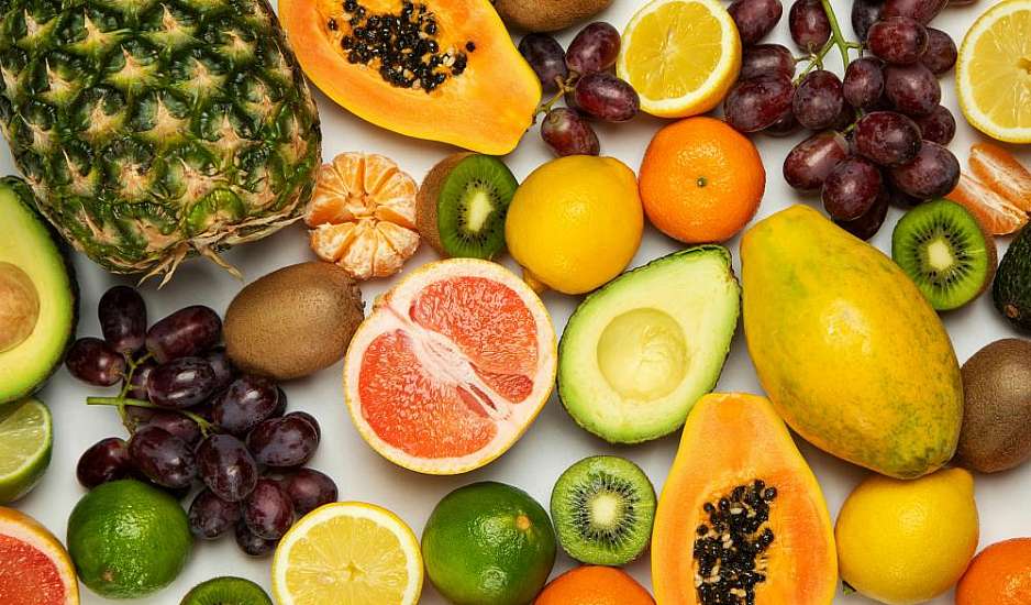 Ποια είναι τα φρούτα και τα λαχανικά με τη μεγαλύτερη περιεκτικότητα σε φυτοφάρμακα