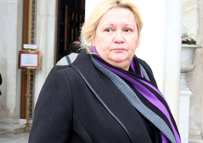 Καίτη Φίνου: Οι χοντροί άνθρωποι θα πρέπει να προσέχουν το ντύσιμο τους, δεν είναι όλα για όλους