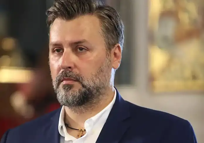 Γιάννης Καλλιάνος: «Ο πατέρας μου διασωληνώθηκε για τα μάτια του κόσμου»