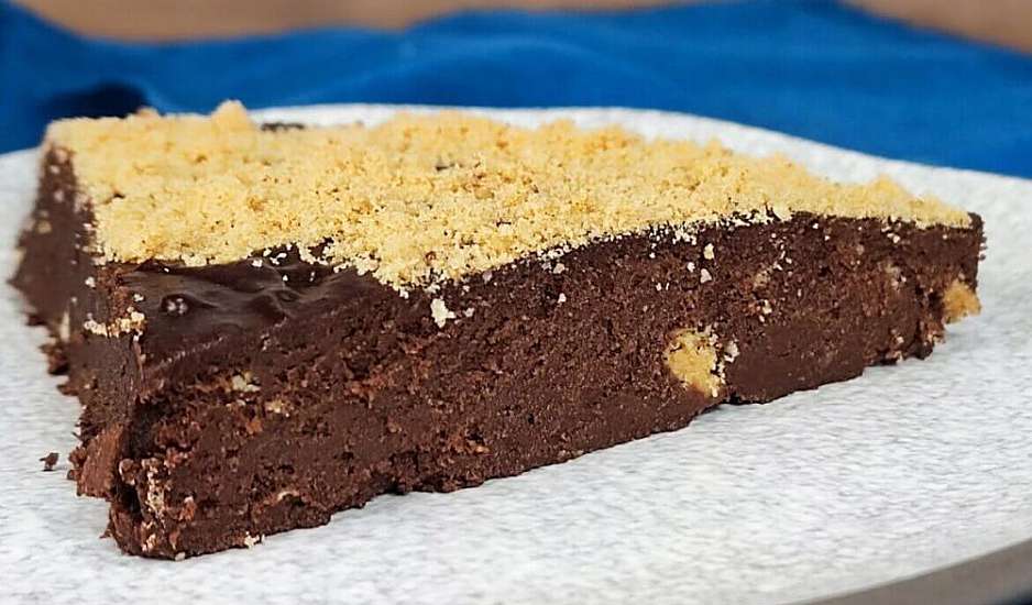 Κέικ-πάστα σοκολάτας της τεμπέλας - Με 3 υλικά