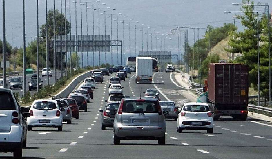 Τέλη κυκλοφορίας με τον μήνα για Πάσχα στην επαρχία με αυτοκίνητο
