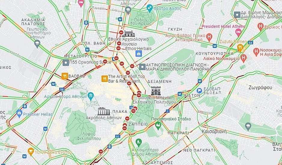 Κλειστοί δρόμοι τώρα: Απροσπέλαστο το κέντρο λόγω πορείας για το Πολυτεχνείο. Σε εξέλιξη η πορεία