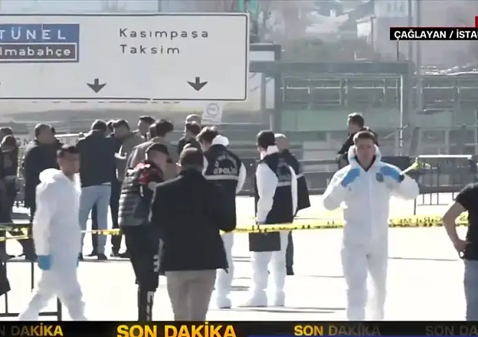 Πυροβολισμοί έξω από το Δικαστικό Μέγαρο στην Κωνσταντινούπολη – Πέντε τραυματίες, νεκροί οι δύο δράστες