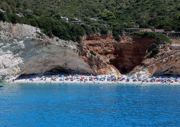 Λευκάδα: Νεκρή νεαρή βρέθηκε να επιπλέει στο Πόρτο Κατσίκι