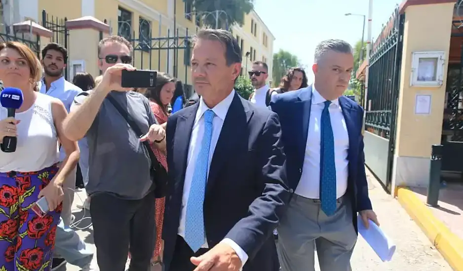 Απόστολος Λύτρας: Γιατί αφέθηκε ελεύθερος ο γνωστός ποινικολόγος παρά τον ξυλοδαρμό της συζύγου του