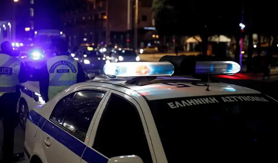 Θρίλερ στο Μενίδι: Βρέθηκαν χειροβομβίδες και φυσίγγια σε δρόμο