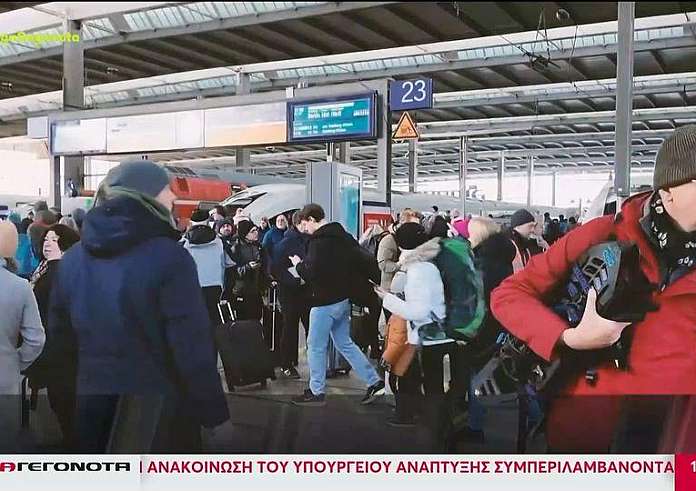 Μόναχο: Τεράστια προβλήματα και καθυστερήσεις στο αεροδρόμιο λόγω χιονοκαταιγίδας