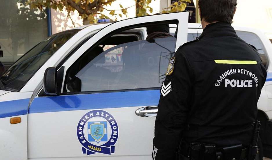 Βραυρώνα: Ο πατέρας ομολόγησε πως πέταξε το βρέφος στα σκουπίδια, υποστηρίζει πως γεννήθηκε νεκρό