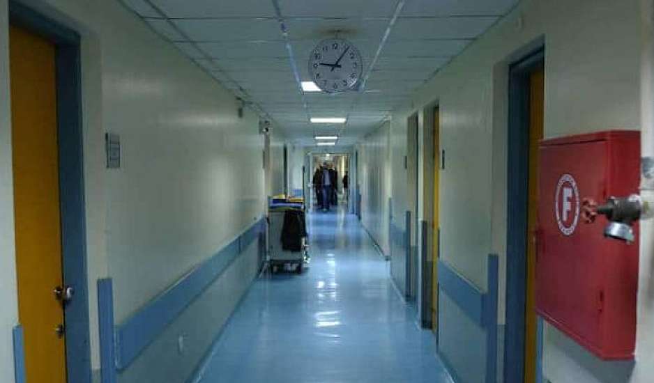 Κατέρρευσε κομμάτι οροφής στο Νοσοκομείο του Ρίου
