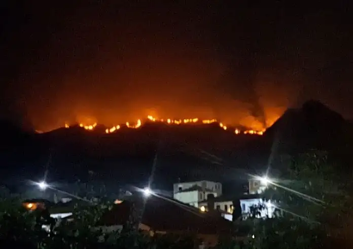 Φωτιά στο Παγγαίο: Μάχη με τις φλόγες για 4η ημέρα