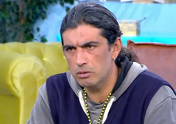 Παλαιοχριστιανοί: Βρήκε σπίτι στον Πειραιά ο 45χρονος πατέρας – Ζητά να πάρει τον γιο του από τον Παίδων για να πάει σχολείο