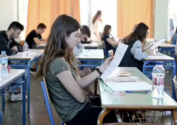 Πανελλήνιες: Καινούριο περιστατικό με μηδενισμό γραπτού στην Κρήτη