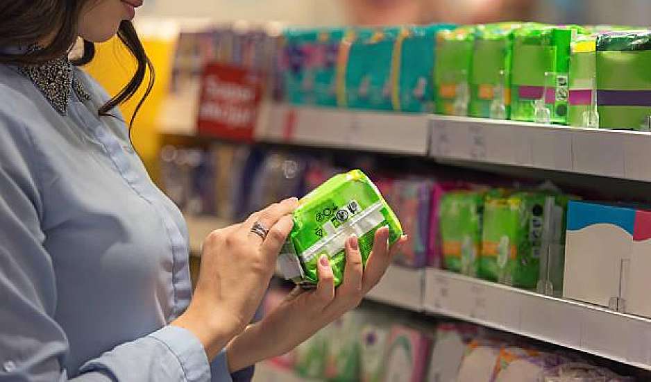 Μέση μείωση τιμών 17% από σήμερα και σε 100 προϊόντα περιόδου