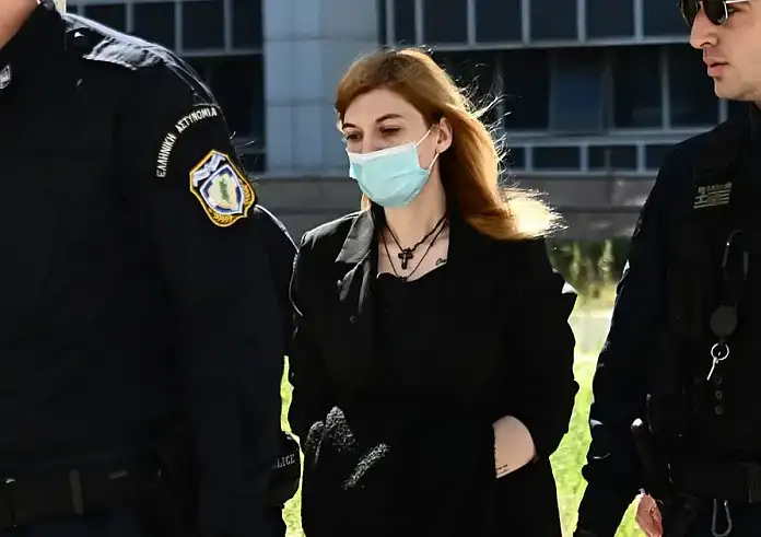 Με λυγμούς η Ρούλα Πισπιρίγκου: «Ο Αλέξης Κούγιας ήταν σαν προστάτης μου»