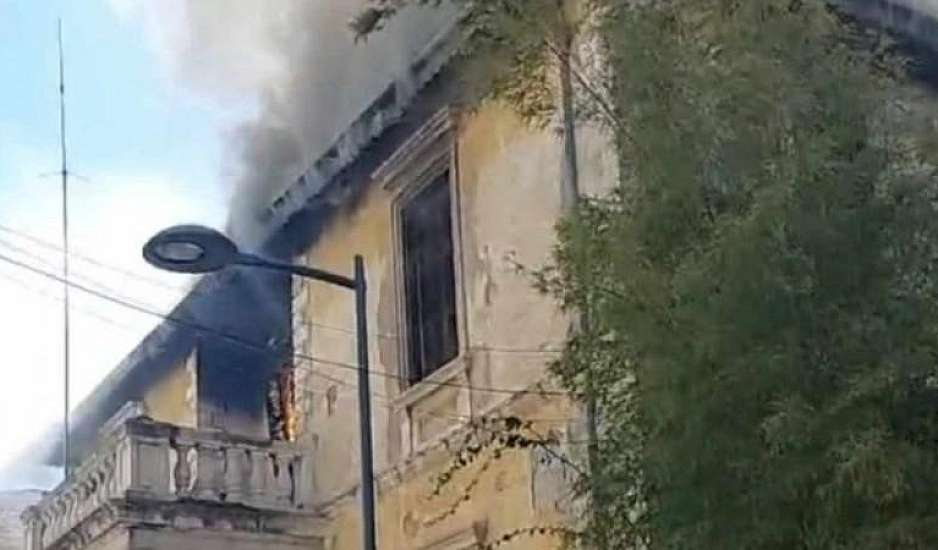 Κύπρος - Λεμεσός: Ολοκληρωτική καταστροφή αρχοντικού που τυλίχθηκε στις φλόγες
