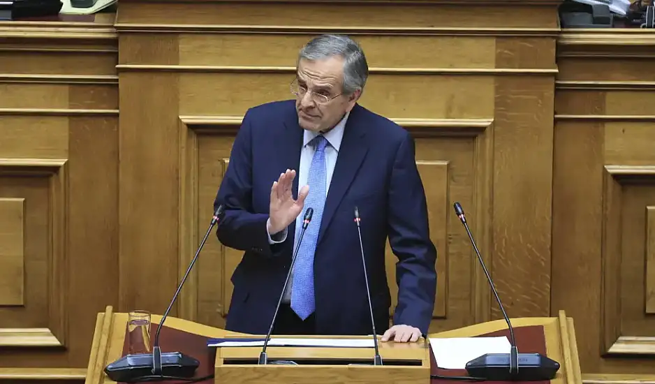 Ο Αντώνης Σαμαράς μιλά στη Βουλή για το νομοσχέδιο που αφορά τα ομόφυλα ζευγάρια