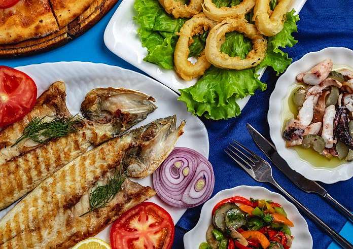 Πόσες θερμίδες κρύβει το τραπέζι της Σαρακοστής;