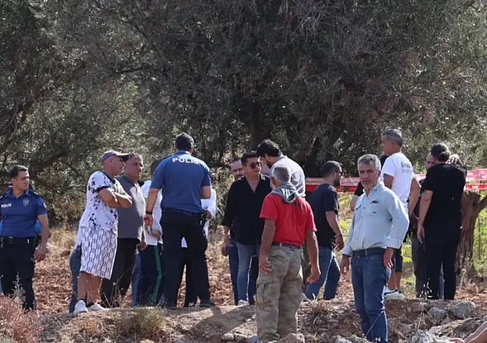Ασύλληπτη τραγωδία στη Σμύρνη: Πατέρας πυροβόλησε τα 4 ανήλικα παιδιά του – 3 νεκρά, ένα χαροπαλεύει