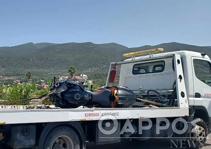 Θανατηφόρο τροχαίο στην Καλαμάτα: Έχασε τον έλεγχο της μηχανής του, έπεσε στη νησίδα και διαμελίστηκε