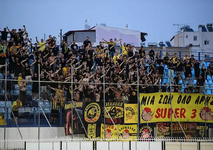 Super League: Ο Άρης τιμωρήθηκε με μία αγωνιστική κεκλεισμένων των θυρών
