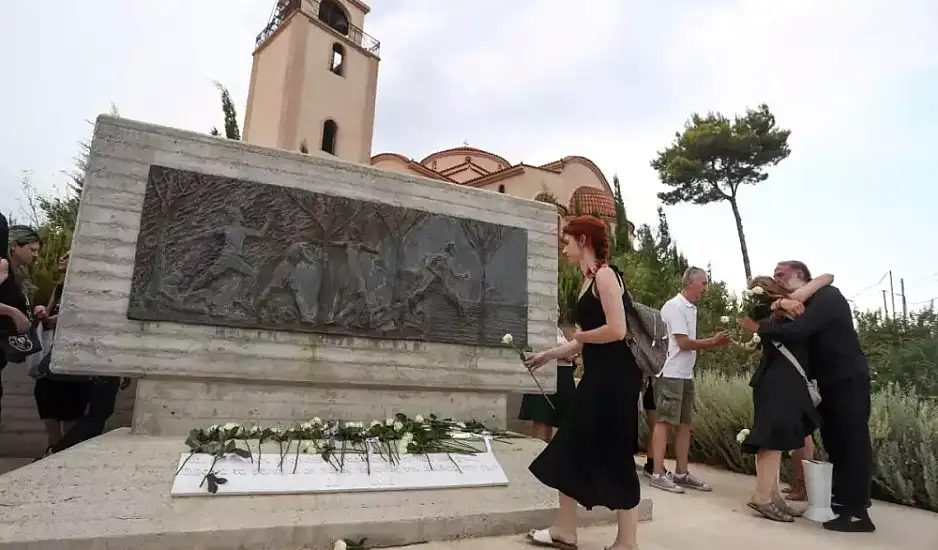Μάτι: Τρισάγιο στο Νέο Βουτζά για τα 6 χρόνια από την τραγωδία