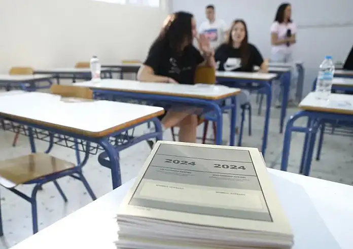 Βάσεις 2024: Η τελική εκτίμηση Στρατηγάκη - Πώς διαμορφώνονται οι ΕΒΕ