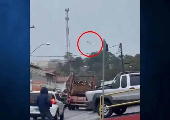 Βραζιλία: Νεκροί οι 62 επιβαίνοντες αεροσκάφους που συνετρίβη – «Βούτηξε» 4.000 πόδια σε δύο λεπτά – Βίντεο σοκ