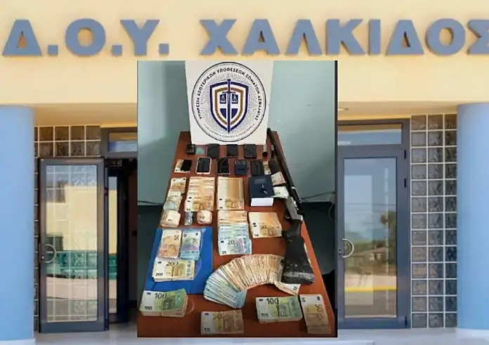 Χαλκίδα: Όλη η δράση των εφοριακών – Οι φάκελοι των 10.000 ευρώ και το βαθύ λαρύγγι