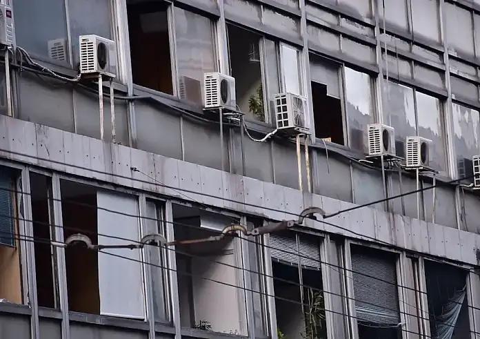 Βόμβα στη Σταδίου: Στο μικροσκόπιο των Αρχών η πρωτοεμφανιζόμενη οργάνωση «Επαναστατική ταξική αυτοάμυνα»