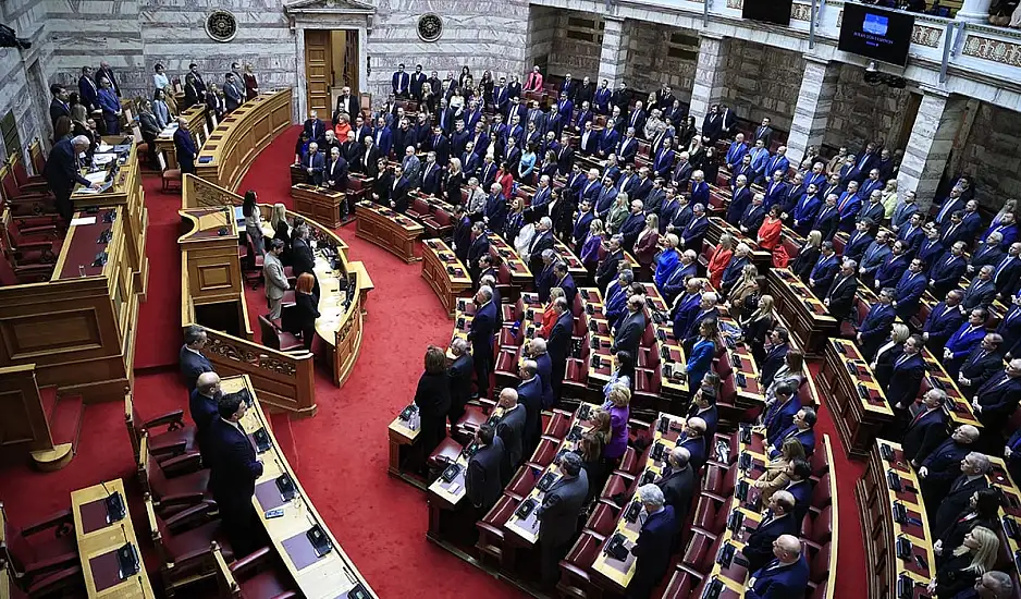 Δημοσκόπηση GPO: ΝΔ σε πτώση, ντέρμπι ΠΑΣΟΚ – Ζωής