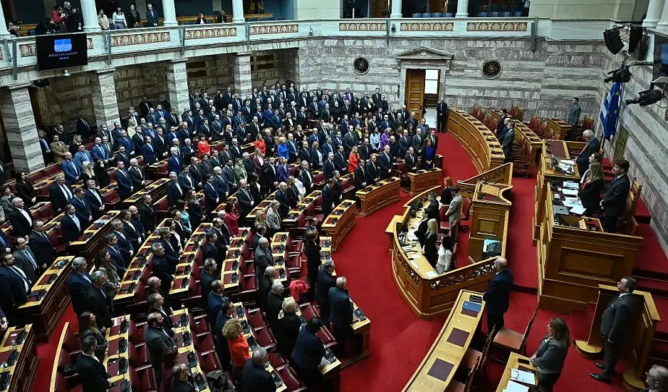 Δημοσκόπηση GPO: Μικρή άνοδος για ΝΔ, μάχη Πλεύσης – ΠΑΣΟΚ για τη 2η θέση