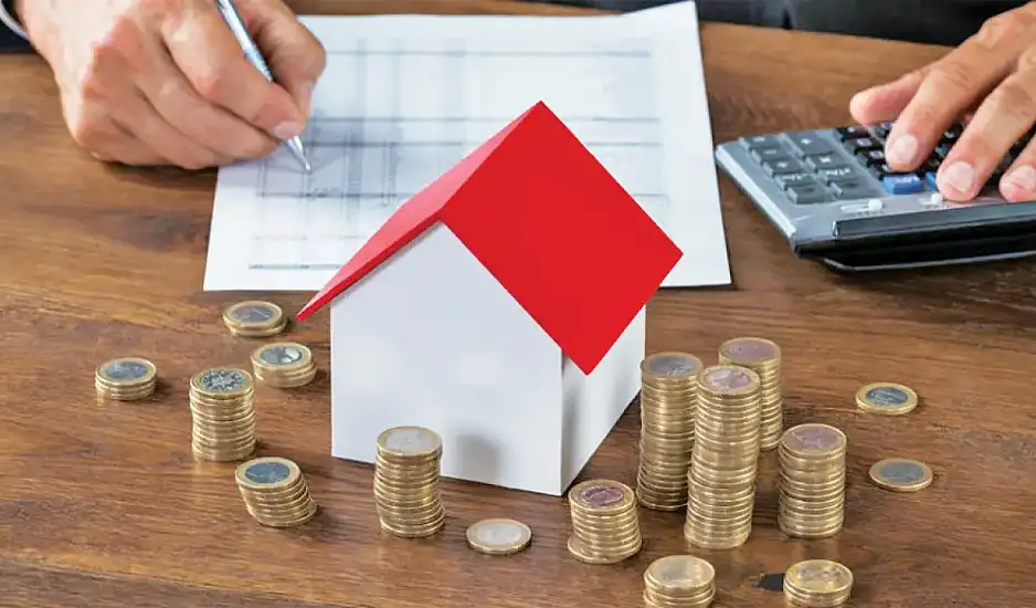 ΕΝΦΙΑ: Πώς και πότε θα μειωθεί – Τα δύο σενάρια που βρίσκονται στο τραπέζι
