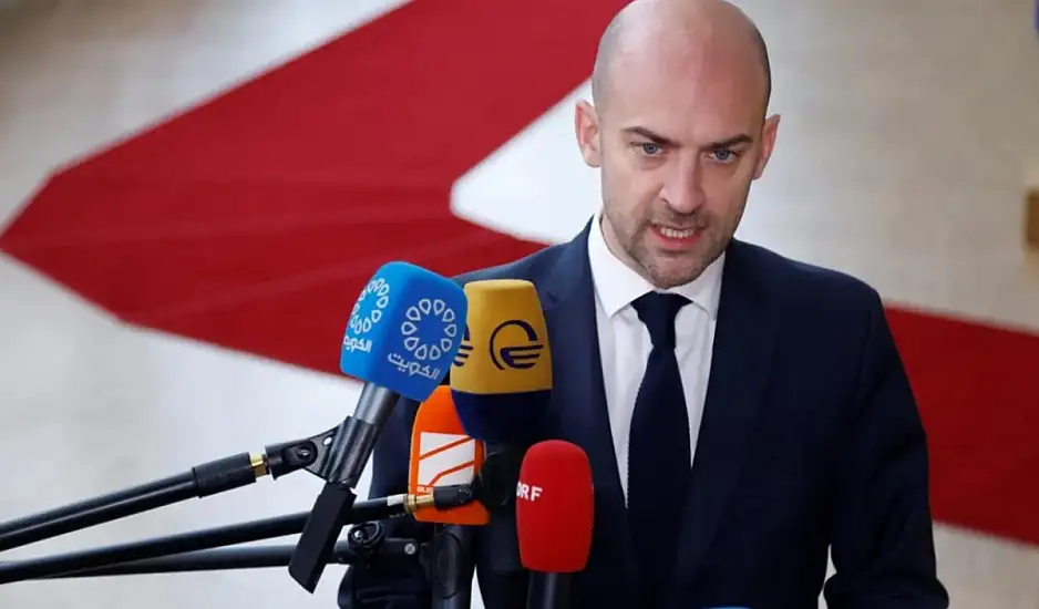 H πρώτη απάντηση από την ΕΕ στον Τραμπ για τη Γροιλανδία: «Τα σύνορα δεν αλλάζουν»