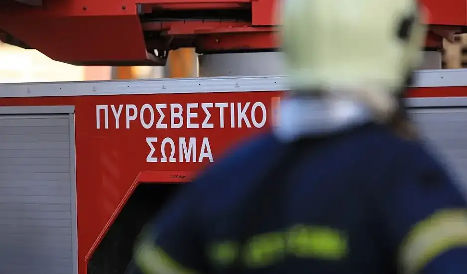 Λάρισα: Ξέσπασε φωτιά – Είναι κοντά σε εργατικές κατοικίες