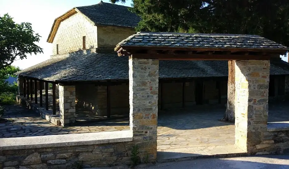 Μαγνησία: Ιερόσυλοι μπούκαραν σε εκκλησία στο Βένετο - Το παγκάρι ήταν άδειο