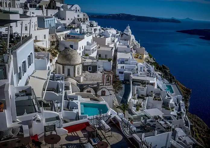 Σαντορίνη: Υποδέχτηκε το πρώτο κρουαζιερόπλοιο - Επιστροφή στην κανονικότητα