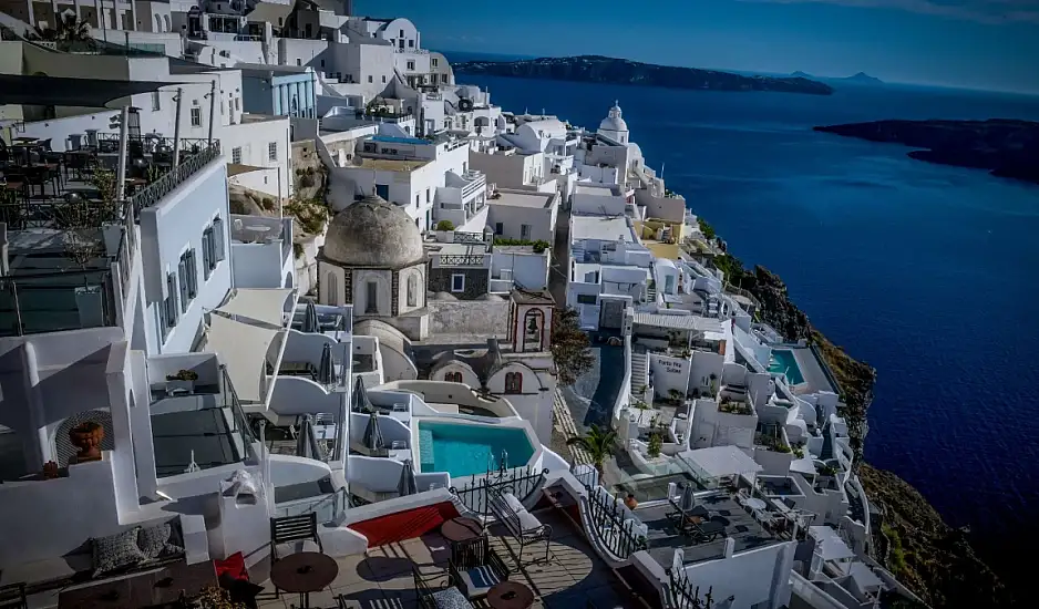 Βανδάλισαν σεισμολογικό σταθμό στη Σαντορίνη